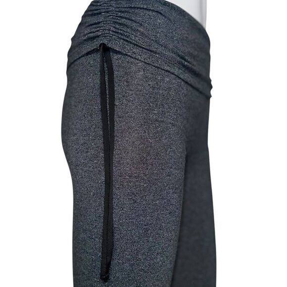 Victoria’s Secret Sport Ruched Fold-Over Waist Yoga Pant (XS Short) - Picture 4 of 12